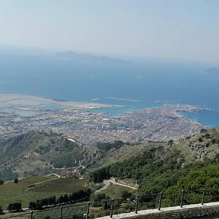 Le Rose Di Maria Appartement Trapani Buitenkant foto
